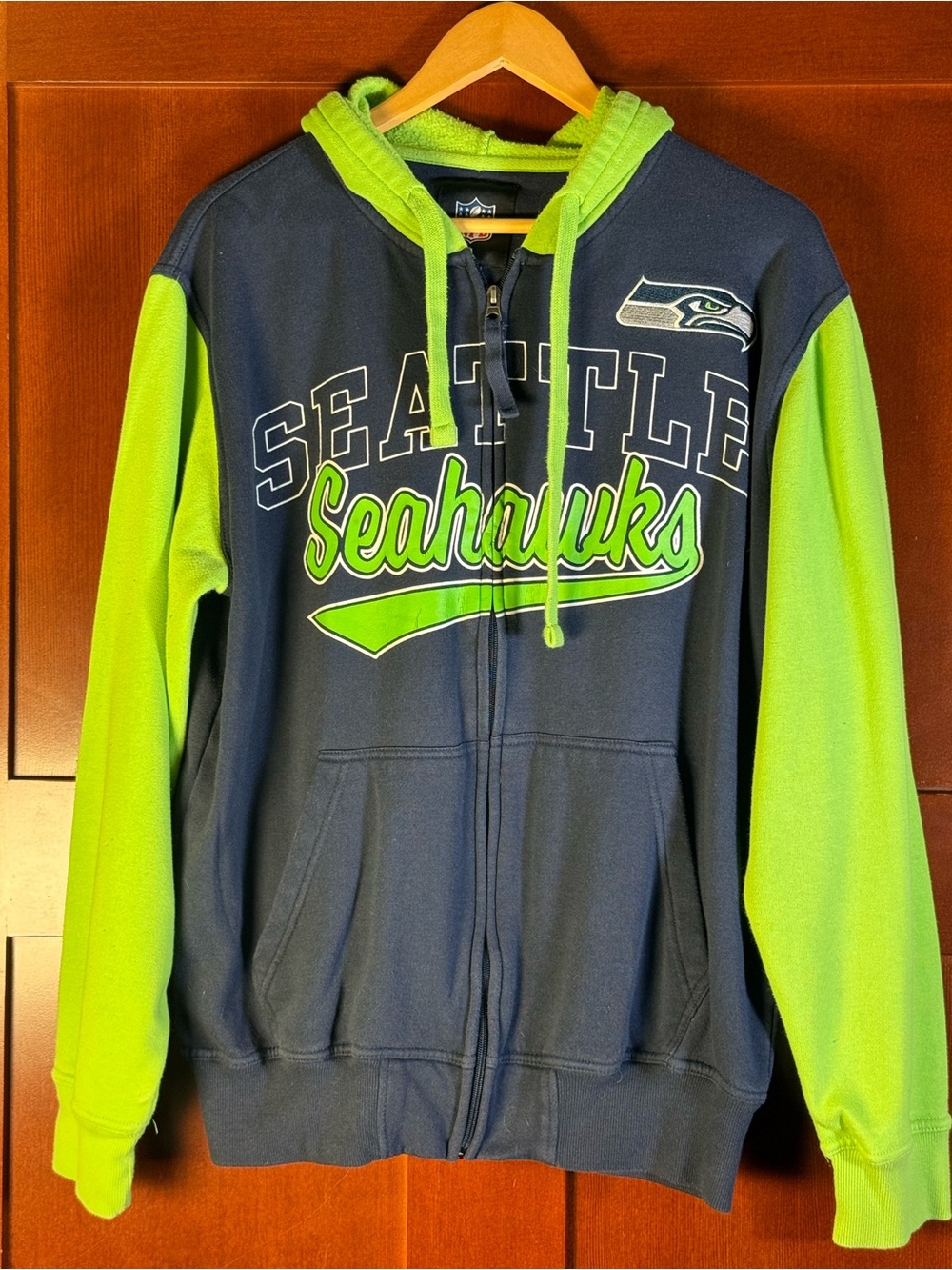 Seattle Seahawks NFL Full Zip Hoodie Large Navy Green Colorblock Unisex